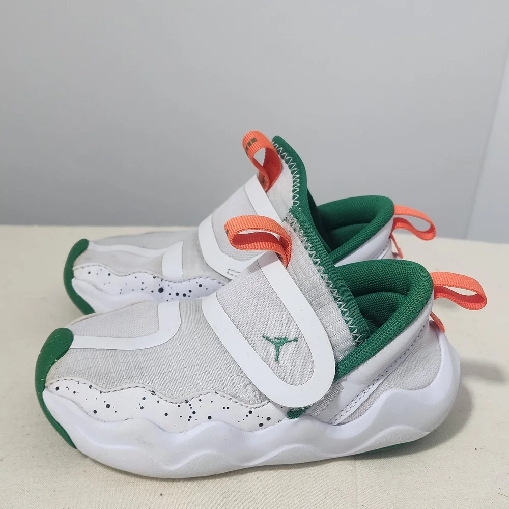 Toddler JORDAN Sneaker - Picture 5 of 7